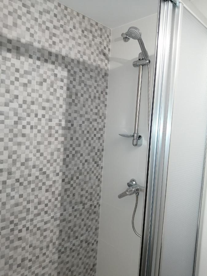 Apartamento A Fabrica ซานติอาโก เด กอมโปสเตลา ภายนอก รูปภาพ